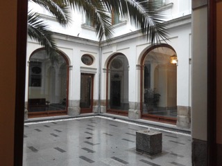 Claustro del palacio de la Nunciatura (Madrid)